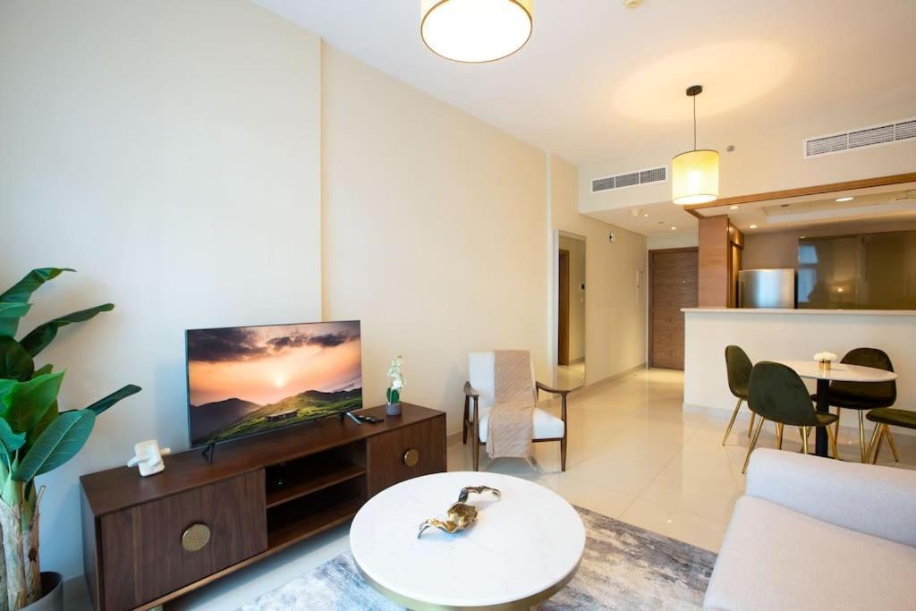 شقة Lux 1Br 2 Min To Burj Khalifa دبي المظهر الخارجي الصورة