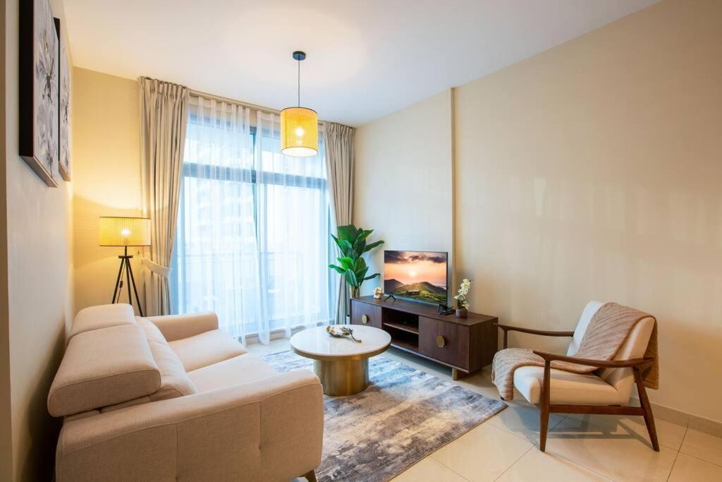 شقة Lux 1Br 2 Min To Burj Khalifa دبي المظهر الخارجي الصورة