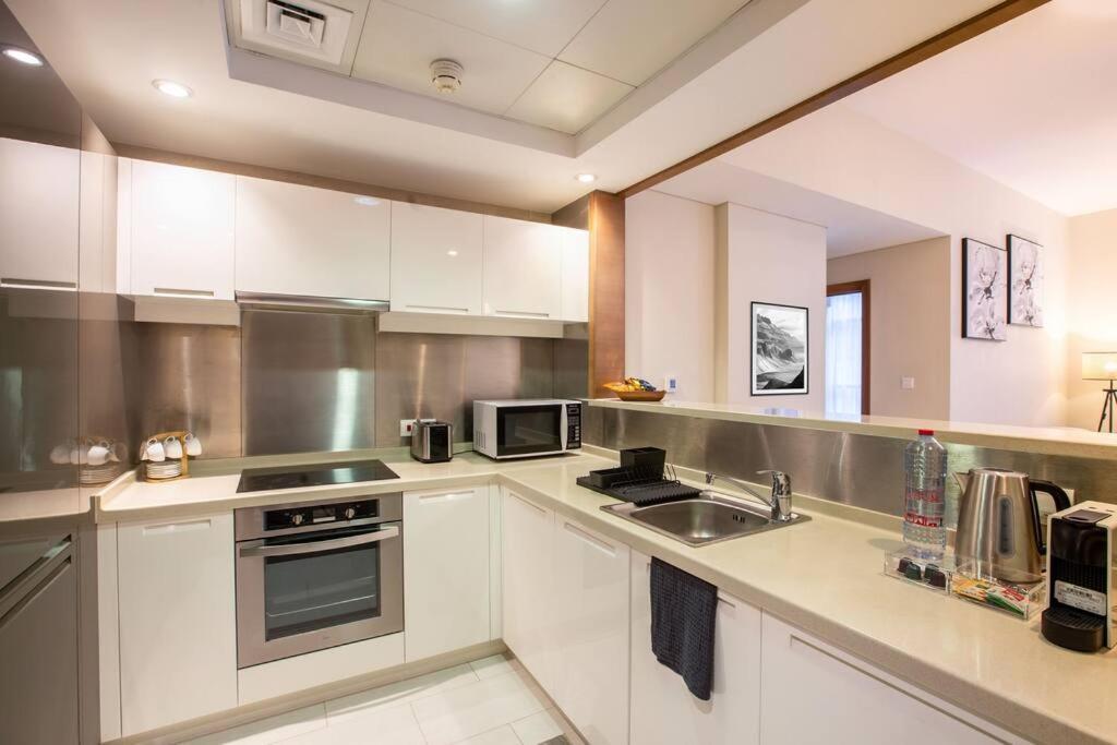 شقة Lux 1Br 2 Min To Burj Khalifa دبي المظهر الخارجي الصورة