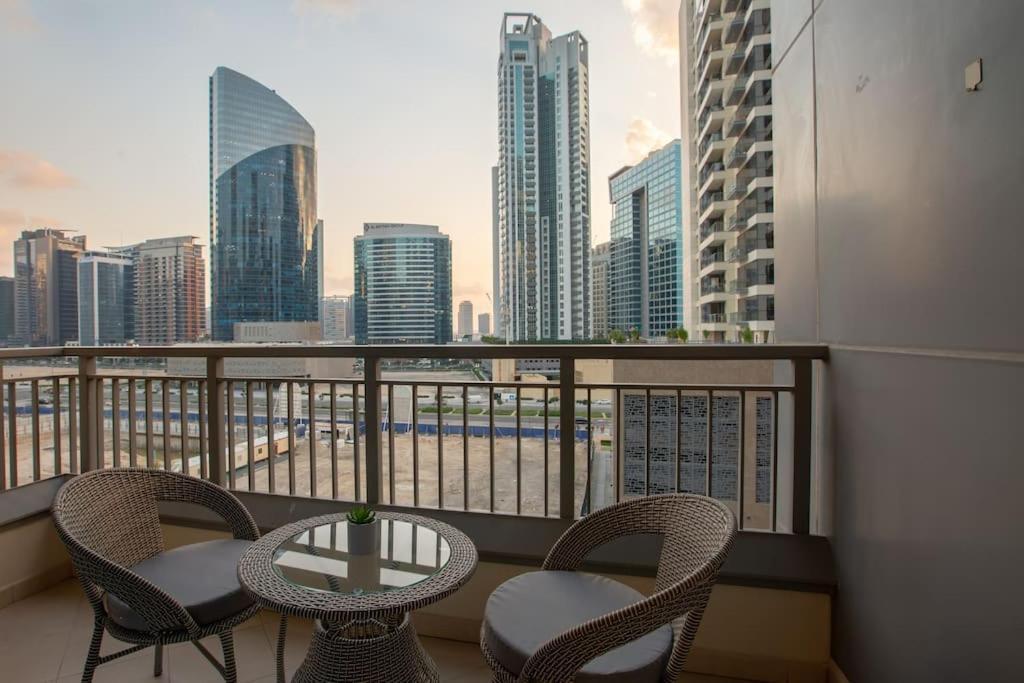 شقة Lux 1Br 2 Min To Burj Khalifa دبي المظهر الخارجي الصورة